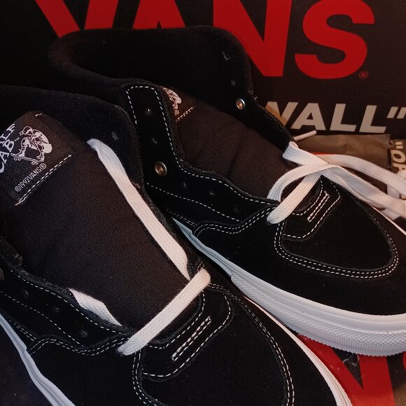 Vans Men's 11.5 Skate Half Cab Classic Black/White Canvas Suede VN0A5FCDY28 - Picture 12 of 12